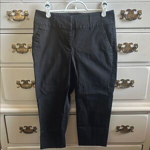 Ann Taylor Factory Women’s Black Capri Pant, Size 4 Petite